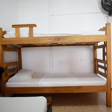 Mango Tree Ctg 420 Hostel Cartagena
