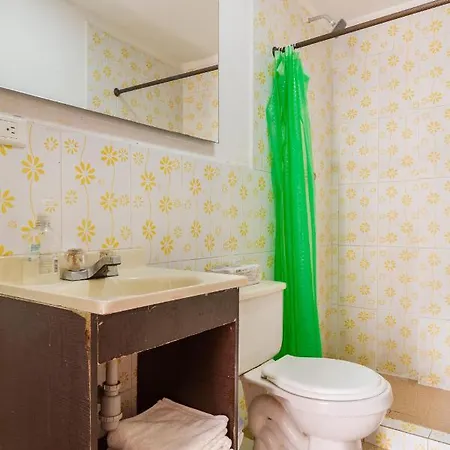 Mango Tree Ctg 420 Hostel Cartagena