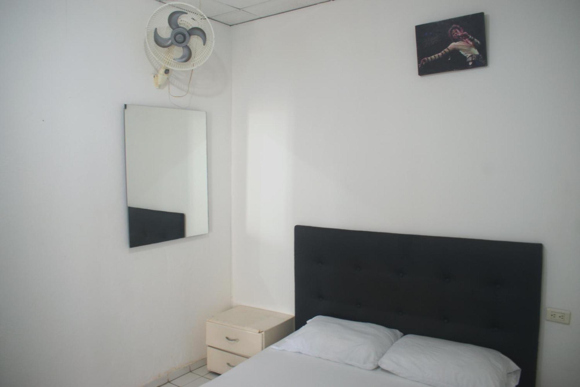 Mango Tree Ctg 420 Hostal *