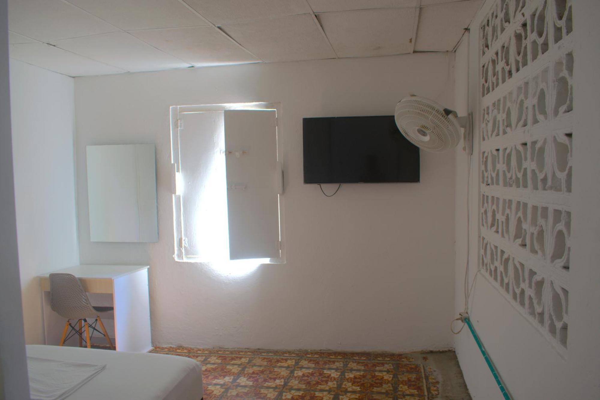 Mango Tree Ctg 420 Hostal *