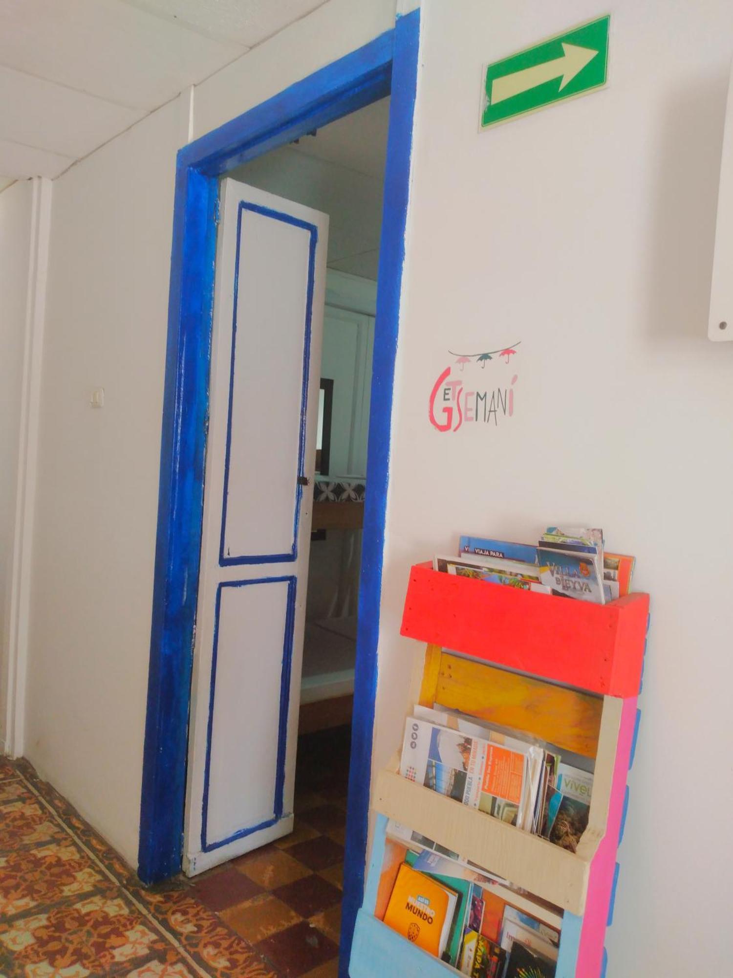 Mango Tree Ctg 420 Hostal